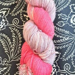 Echeveau de Laine à chaussettes Laine/soie Lilas rose