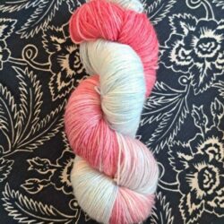Echeveau de Laine à chaussettes Laine/soie bleu rose pastel