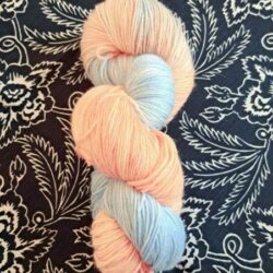 Echeveau de Laine à chaussettes Laine/soie orangé bleu