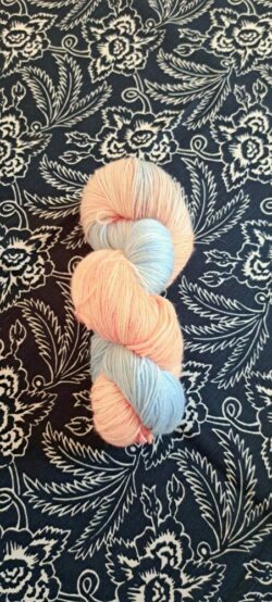 Echeveau de Laine à chaussettes Laine/soie orangé bleu